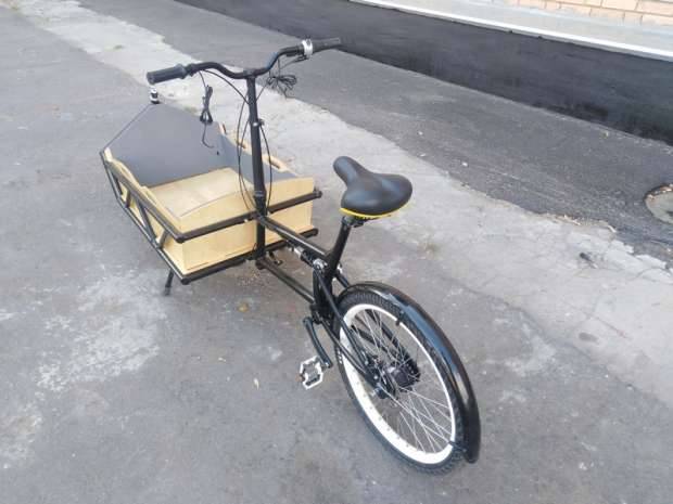 Грузовой двухколёсный велосипед
